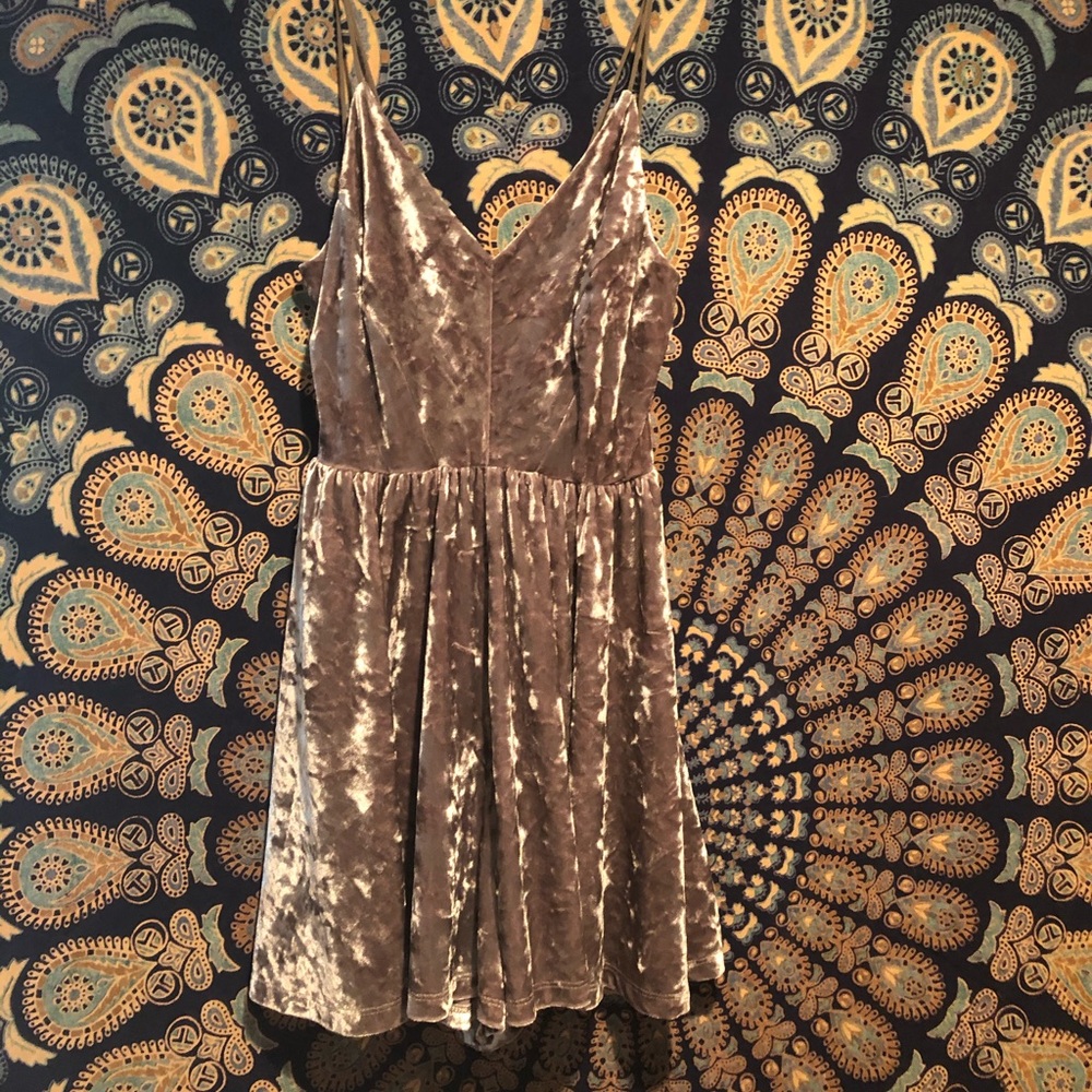 UO Silence + Noise Crushed Velvet Romper
